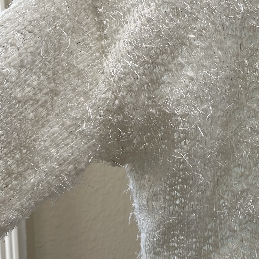 pullover sweater - Picture 2 of 6